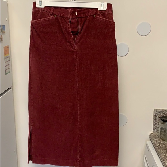 Dkny Dresses & Skirts - DKNY Skirt 96% cotton 4% spandex